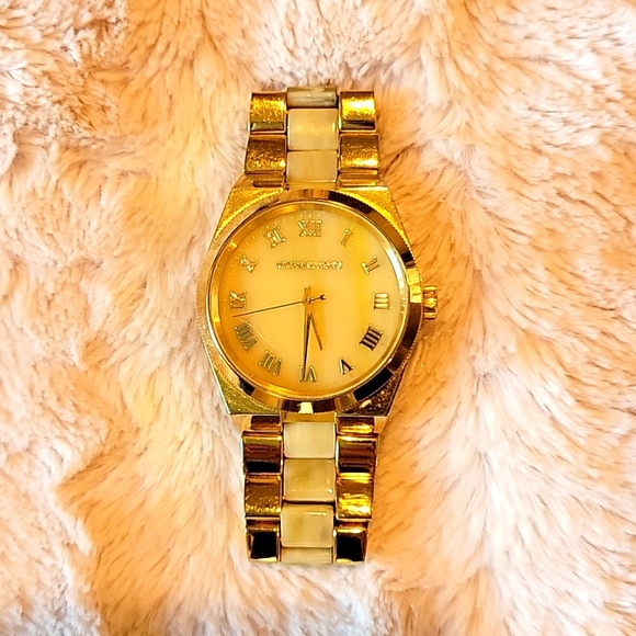 Round Analog Watch Michael Kors MK-6152 - Picture 2 of 9